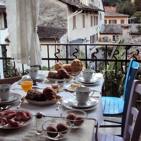 Bb Chiavenna Centro Storico Bed & Breakfast Exterior foto