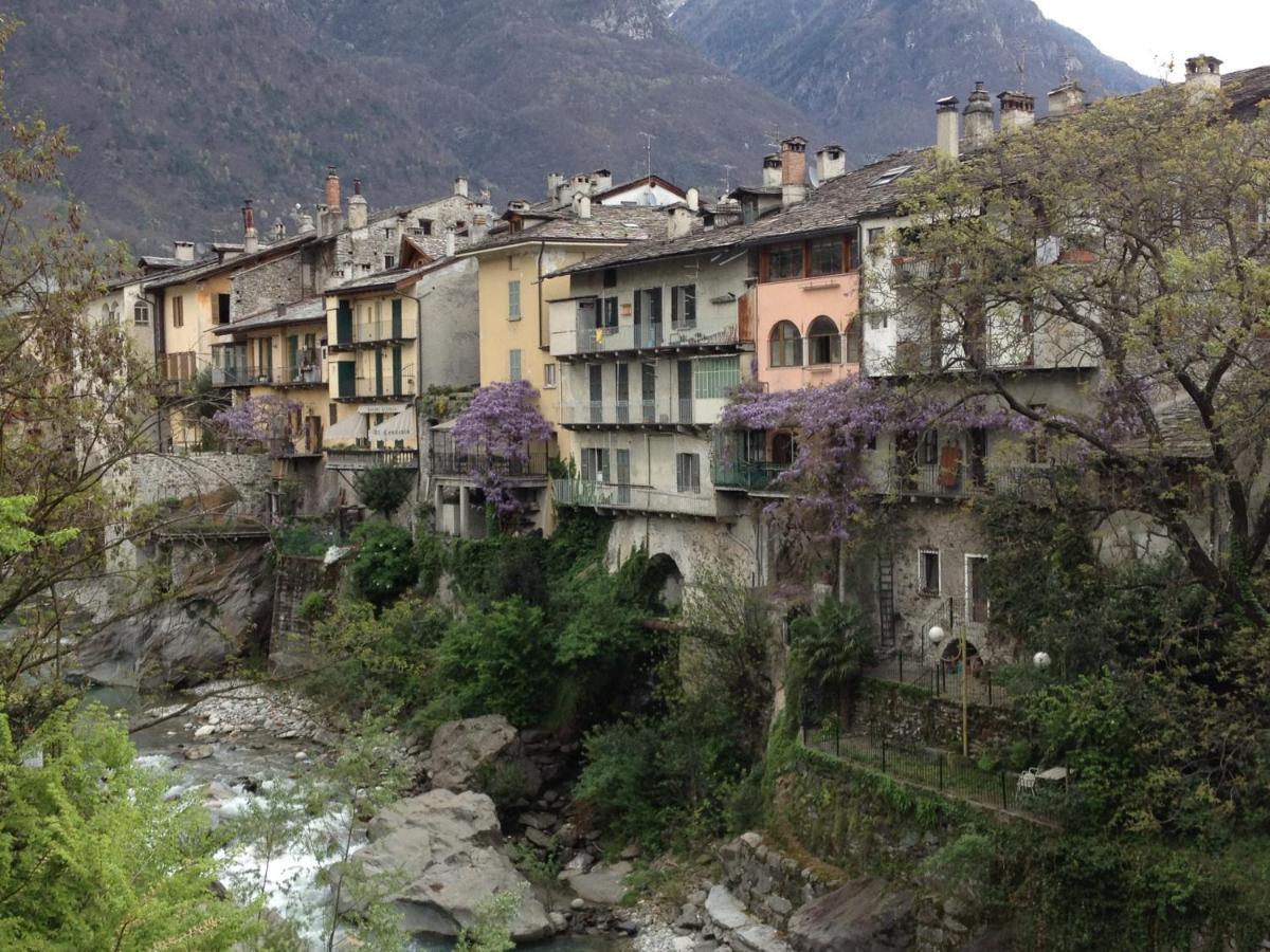 Bb Chiavenna Centro Storico Bed & Breakfast Exterior foto