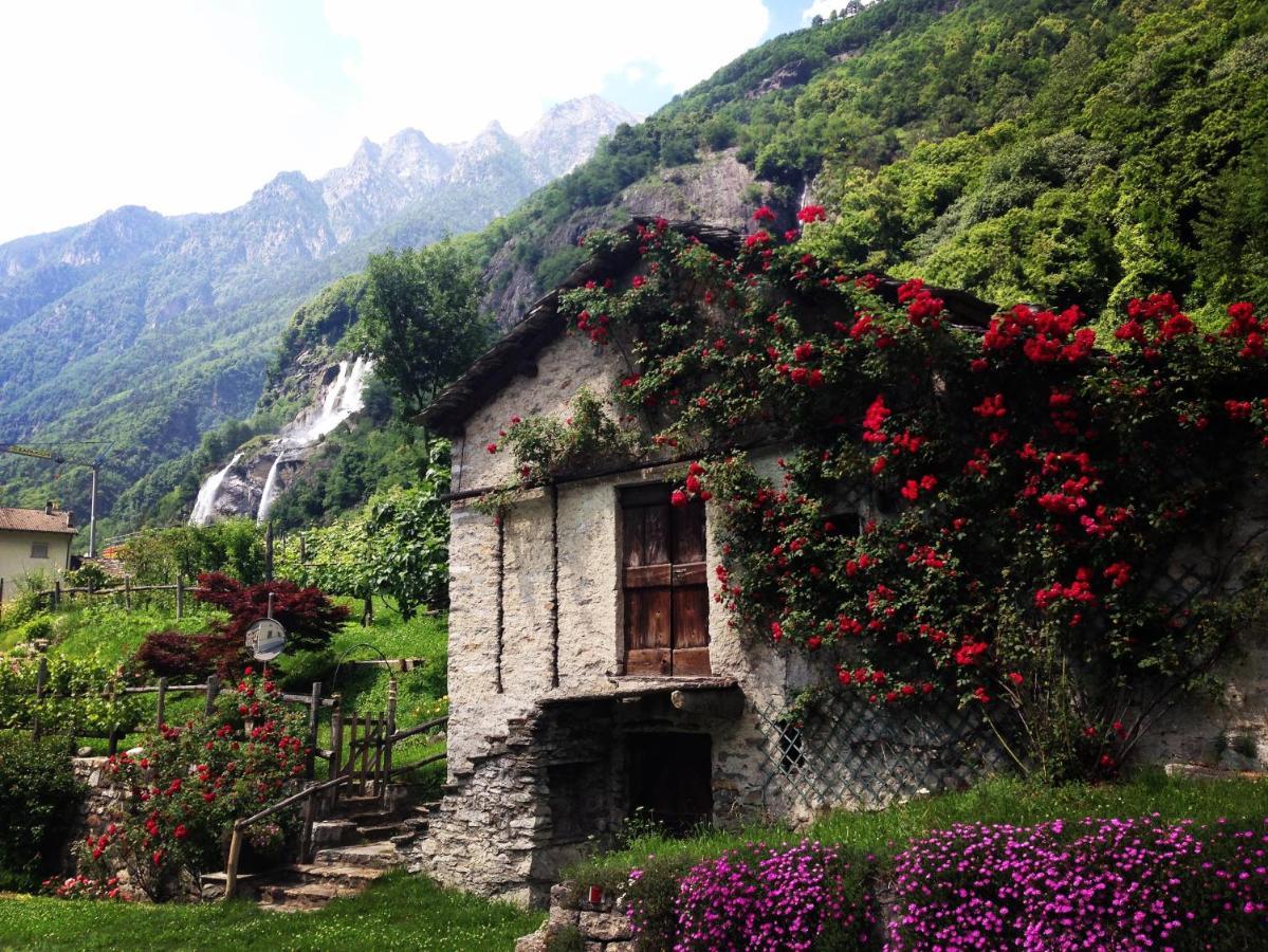 Bb Chiavenna Centro Storico Bed & Breakfast Exterior foto
