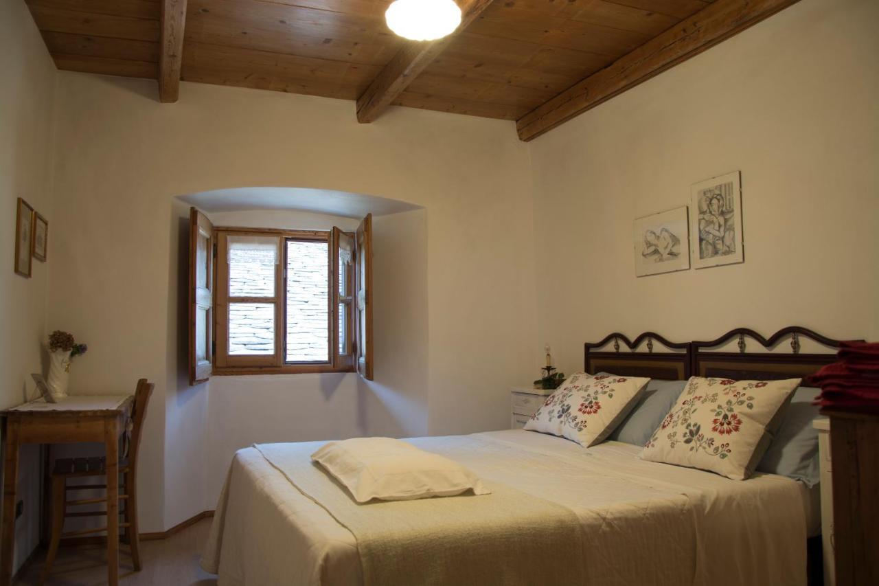 Bb Chiavenna Centro Storico Bed & Breakfast Exterior foto